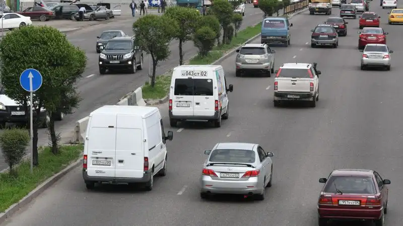 Техосмотр для автомобилей с иностранными номерами стал доступен в Казахстане