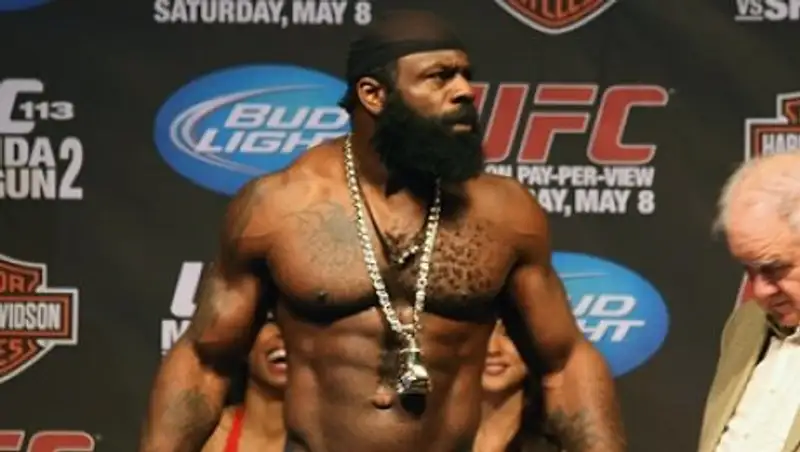 Известный боец ММА умер в США после допинг-скандала