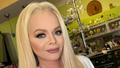 Легендарный хит Ларисы Долиной зазвучал по-новому, фото - Новости Zakon.kz от 08.09.2023 16:42