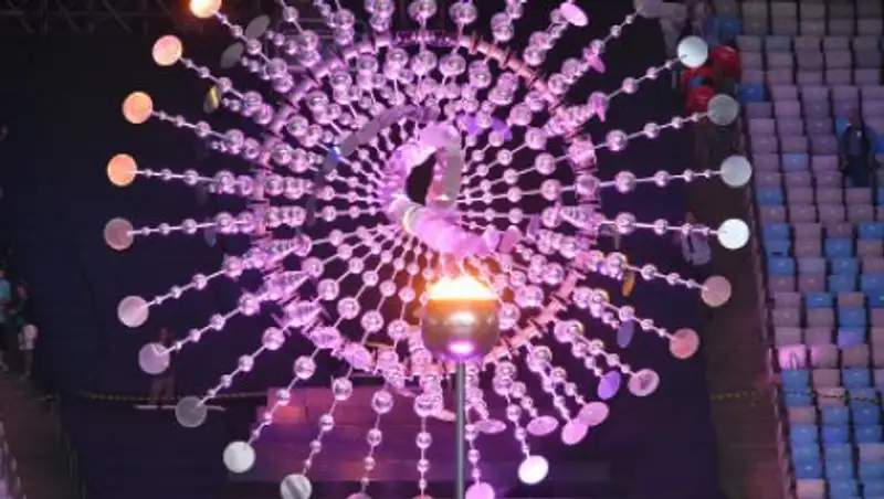 В олимпийском Рио-де-Жанейро началась церемония закрытия ОИ-2016