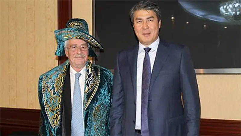 Асет Исекешев встретился с Генеральным секретарем ИКАО Раймоном Бенжаменом