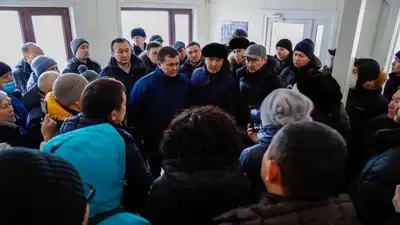 Встретился с дольщиками Астаны, фото - Новости Zakon.kz от 27.02.2023 19:24