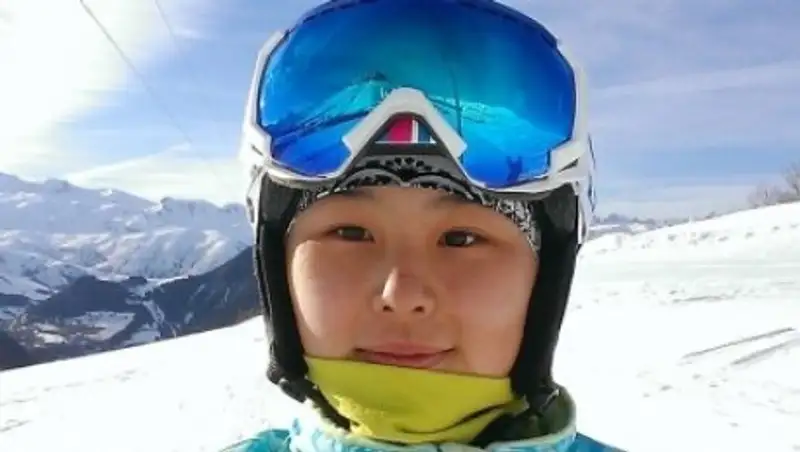 Казахстанская могулистка Амренова не попала в финал Олимпиады