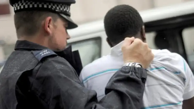 В Англии нашли десятки тысяч детей-бандитов