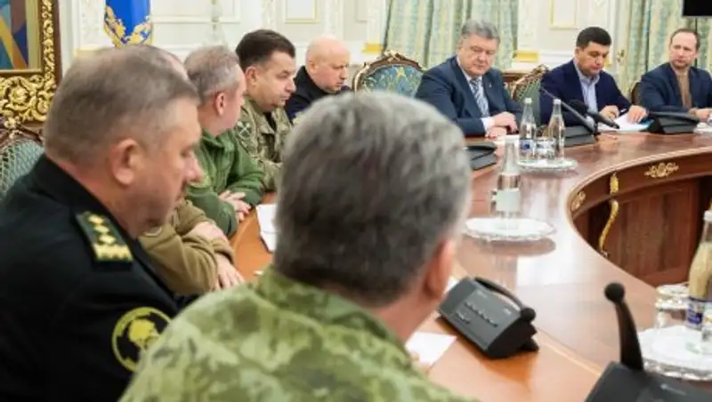 Совбез Украины принял решение ввести военное положение
