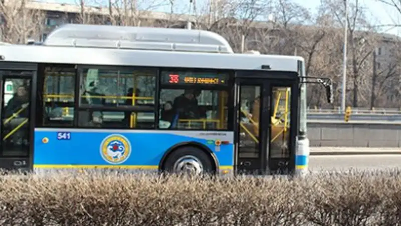 Некоторые автобусные маршруты изменили в Алматы