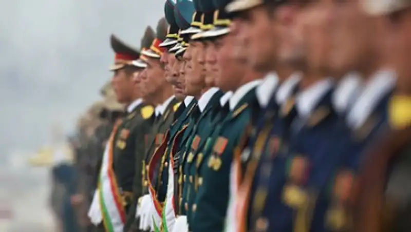 Таджикистан откажется от советских воинских званий