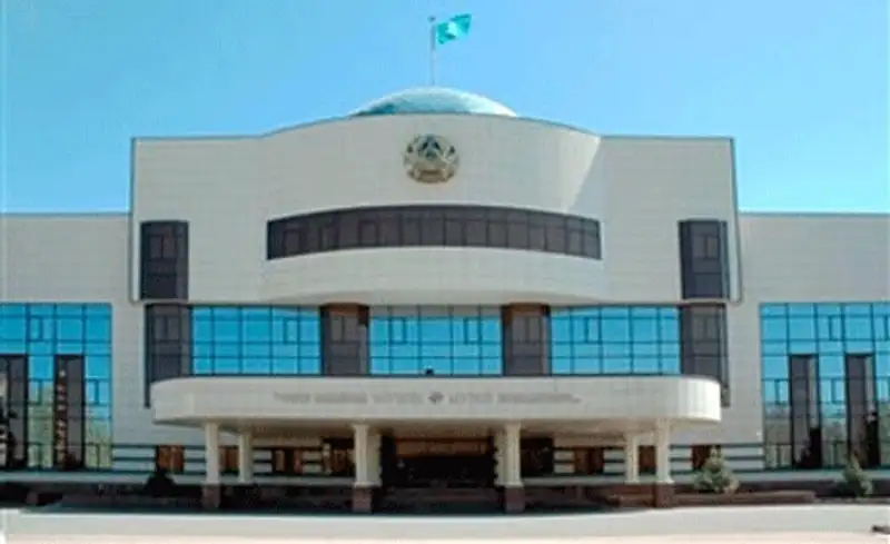 В Астане открылась фондовая выставка «Тенге - символ независимости Казахстана», фото - Новости Zakon.kz от 14.11.2013 01:09