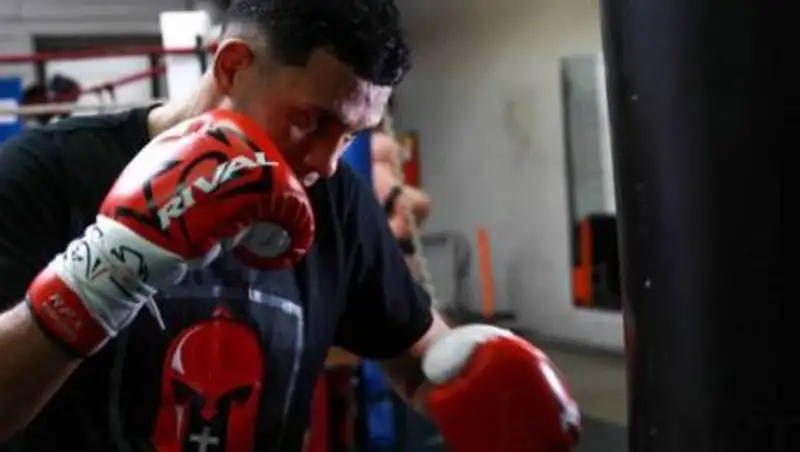 Непобежденный боксер описал опыт первого спарринга с GGG и назвал его самый сильный удар