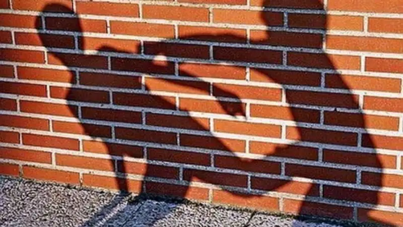 В Актау прокуроры создали мобильные группы против вымогательства денег у подростков