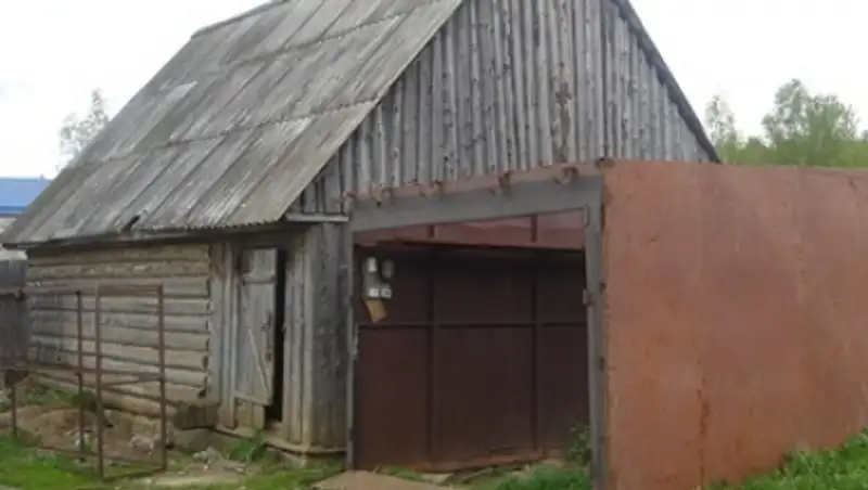 В поселке Карабас школьник покончил с собой вслед за сестрой