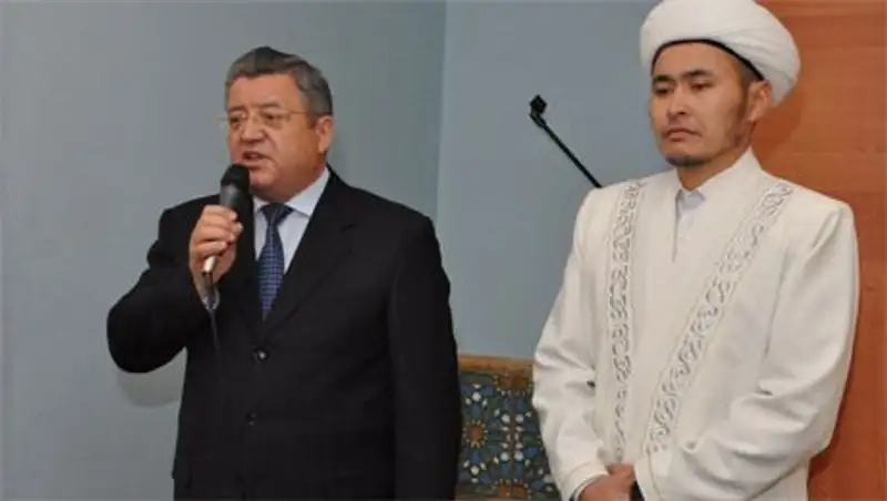 Аким Акмолинской области поздравил жителей региона с праздником Курбан айт