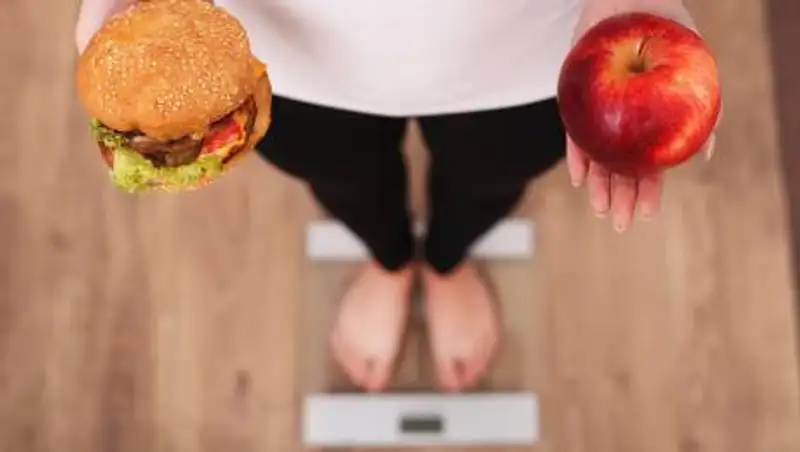 Астрологи назвали пять знаков зодиака, представителям которых не суждено похудеть