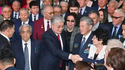 выступление в Атырауской области, фото - Новости Zakon.kz от 08.11.2022 10:57