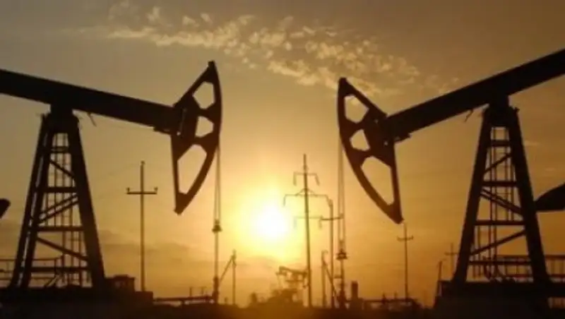При текущих ценах на нефть не исключено сокращение добычи на казахстанских месторождениях