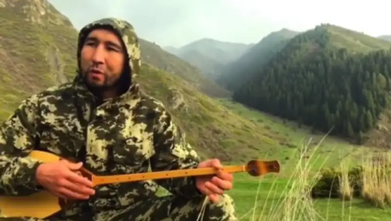 Казахстанский боксер удивил музыкальными талантами