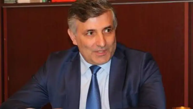 Эльман Пашаев заявил, что Ефремов окончательно порвал с ним