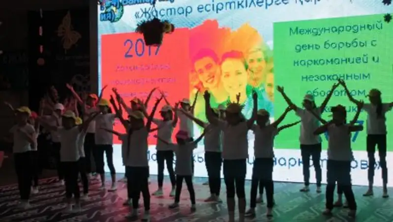 Алматинские борцы с наркобизнесом проводят профилактические сборы с подростками