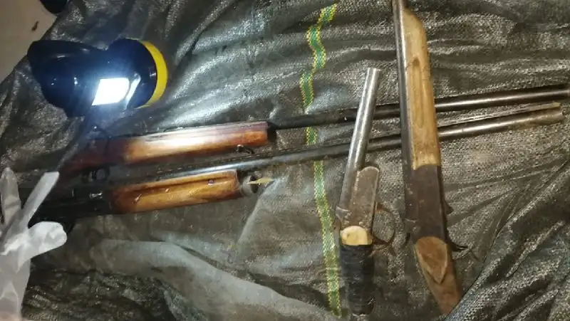 В Акмолинской области полицейские нашли схрон оружия