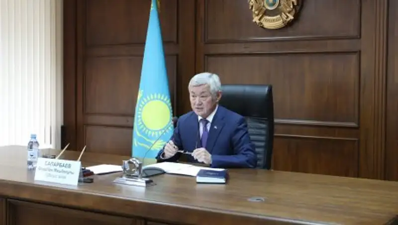 Объединить усилия в профилактике терроризма и экстремизма поручил Бердыбек Сапарбаев