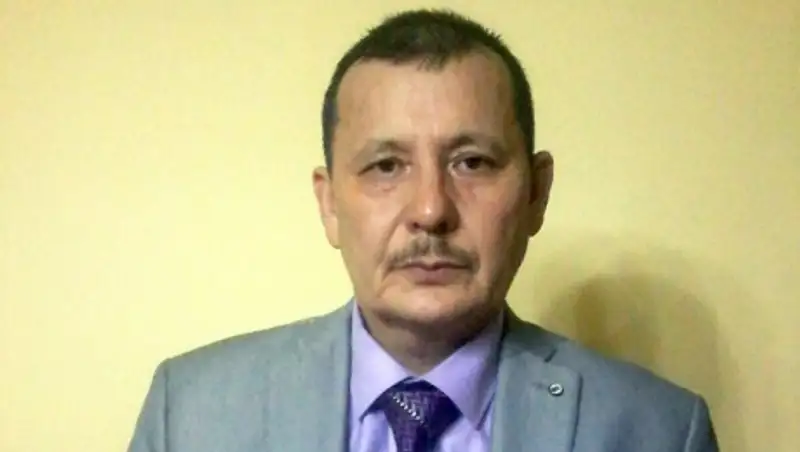 В Атырауской области мужчина вынес из горящего дома троих детей