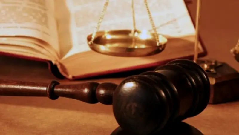 В Атырау районный чиновник приговорён к 3 годам условно