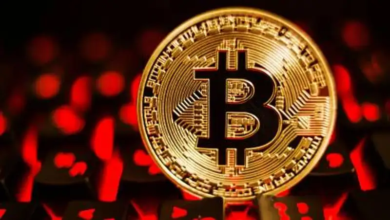 Tesla возобновит продажи за биткойны, когда валюта станет экологически чистой