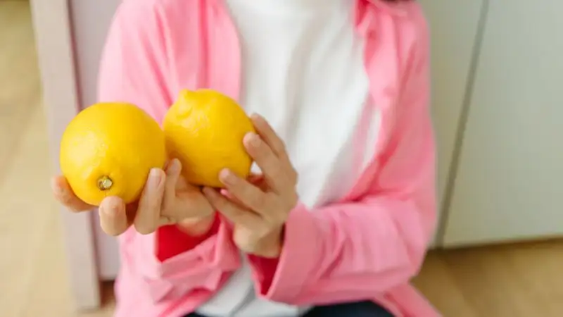 Эксперт предостерегла от быстрого похудения к Новому году