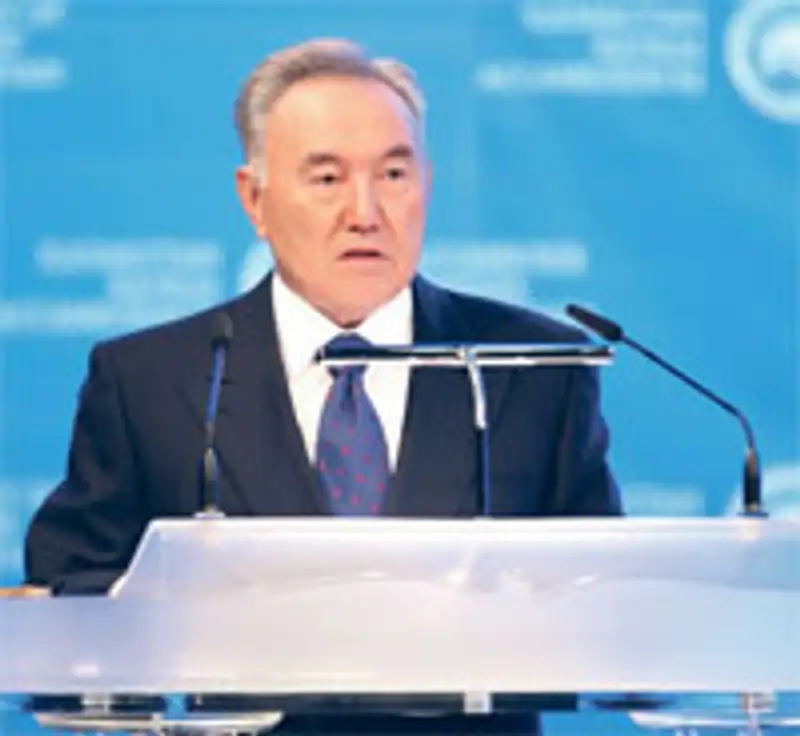 Назарбаев предложил иностранным инвесторам участвовать в возрождении Шелкового пути, фото - Новости Zakon.kz от 22.05.2012 18:06