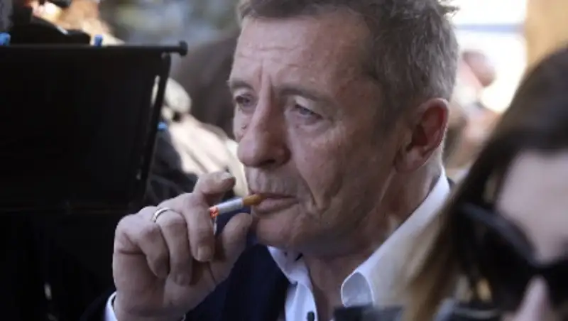 Барабанщика AC/DC снова арестовали