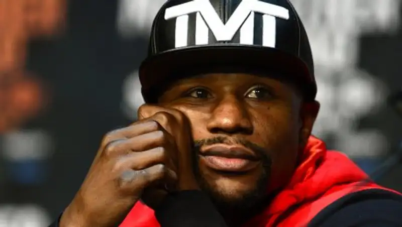 Мейвезер-младший: Альварес нокаутирует Головкина