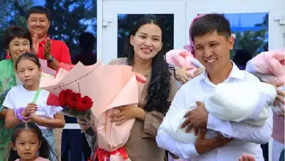 рождение тройни, фото - Новости Zakon.kz от 16.07.2022 22:14