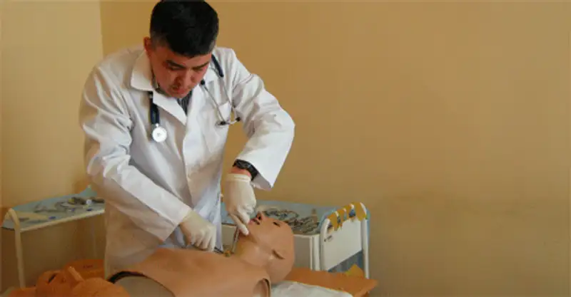 Для повышения категории медики должны продемонстрировать навыки оказания неотложной помощи