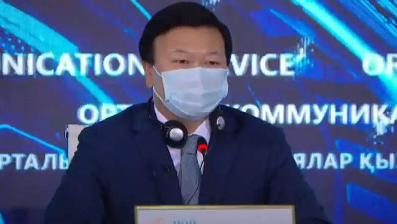 Цой ответил на мнение о "провальной работе" Минздрава