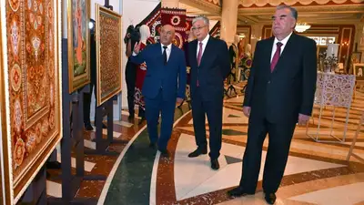 президенты РК и Таджикистана
