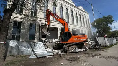 Крупный ресторан сносят в Алматы по решению суда, фото - Новости Zakon.kz от 13.04.2023 14:50