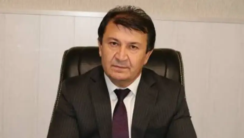 Племянники президента Таджикистана избили главу Минздрава после смерти матери от КВИ