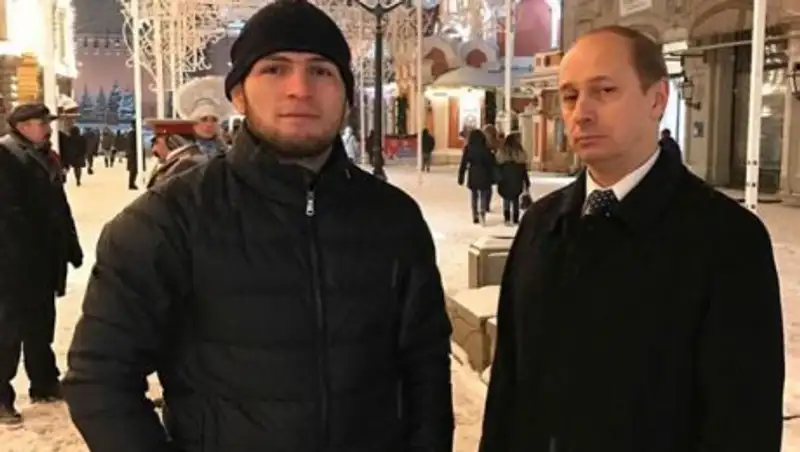Нурмагомедов ответил Макгрегору, опубликовав фото с двойником Путина