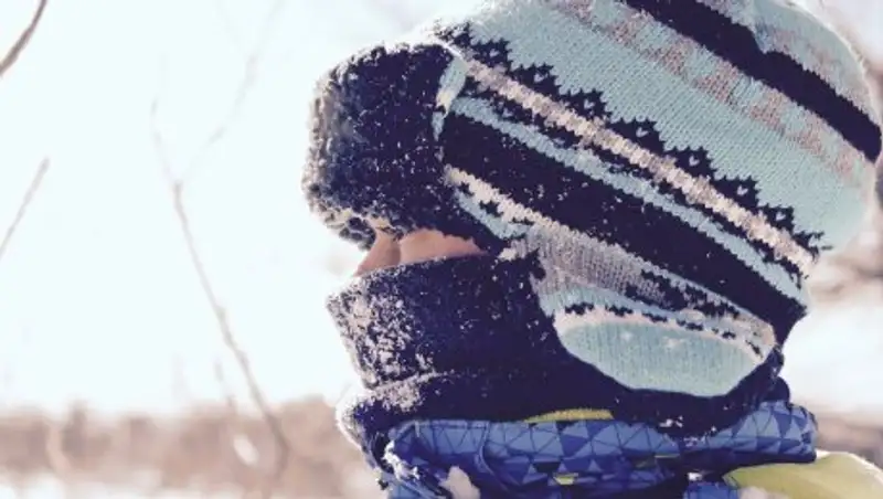 Из-за мороза отменены занятия в школах ВКО и Павлодара