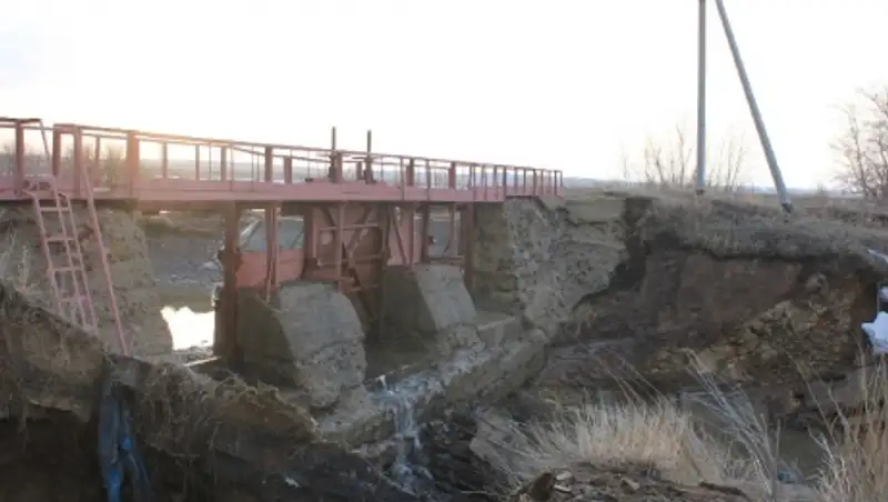 Акимат Карагандинской области совместно с «СПК «Сарыарка» провели субботник в с.Чкалово