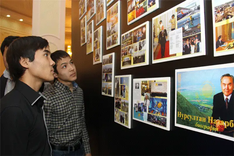 Неделя документального кино стартовала в Назарбаев Центре (фото) Неделя документального кино стартовала в Назарбаев Центре (фото), фото - Новости Zakon.kz от 27.11.2013 00:44