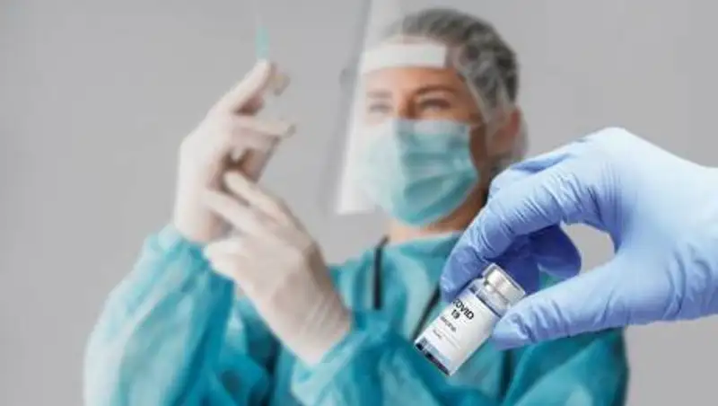 Вакцины CoronaVac и Hayat-Vax закончились в Алматы