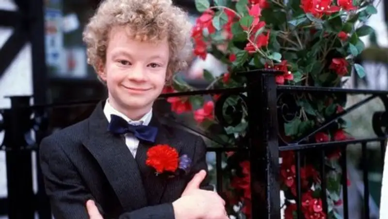 Как самый юный магнат Великобритании стал женщиной и встретил свою любовь в 39 лет