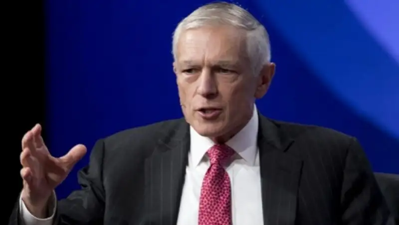 Экс-командующий силами НАТО в Европе: Турция может покупать нефть у ИГ