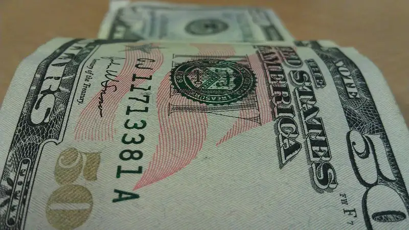 Курсы валют в обменниках Казахстана на 25 сентября