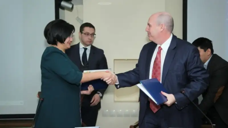 «Байтерек» выделил на кредитование предпринимательства 100 миллиардов тенге