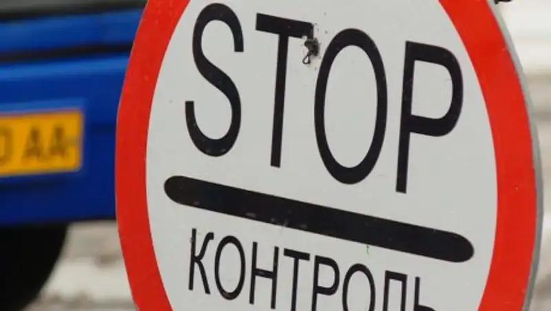 Вредные и полезные для здоровья человека грузы хотели провезти в Казахстан