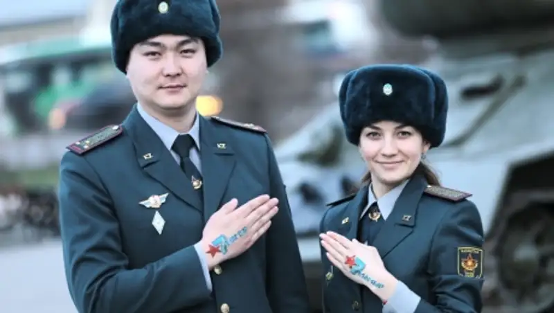 Звездный грим в честь Дня защитника Отечества