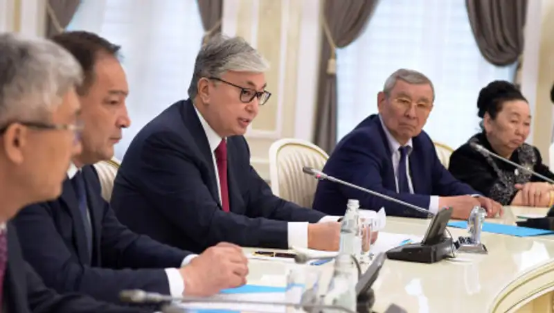 Токаев: Нельзя жить и надеяться только на нефтяную отрасль