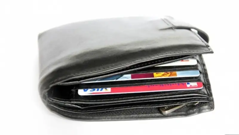 Молодой человек, укравший портмоне в кафе Лисаковска, "засветился" на видеозаписи